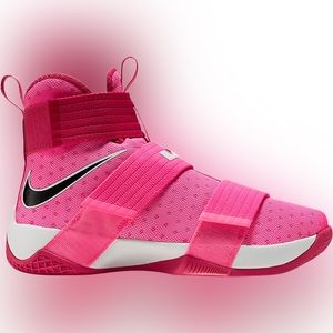 Nike 2016
LeBron Soldier 10 'Think Pink'